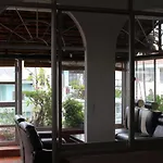 Hai Au Hotel